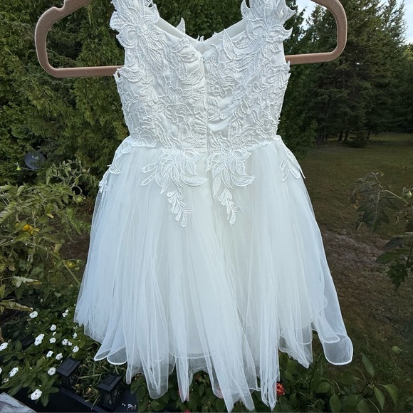 Miami Flower Girl Wedding Elegant White Lace Dress zip back full lined size 3 - Picture 2 of 16